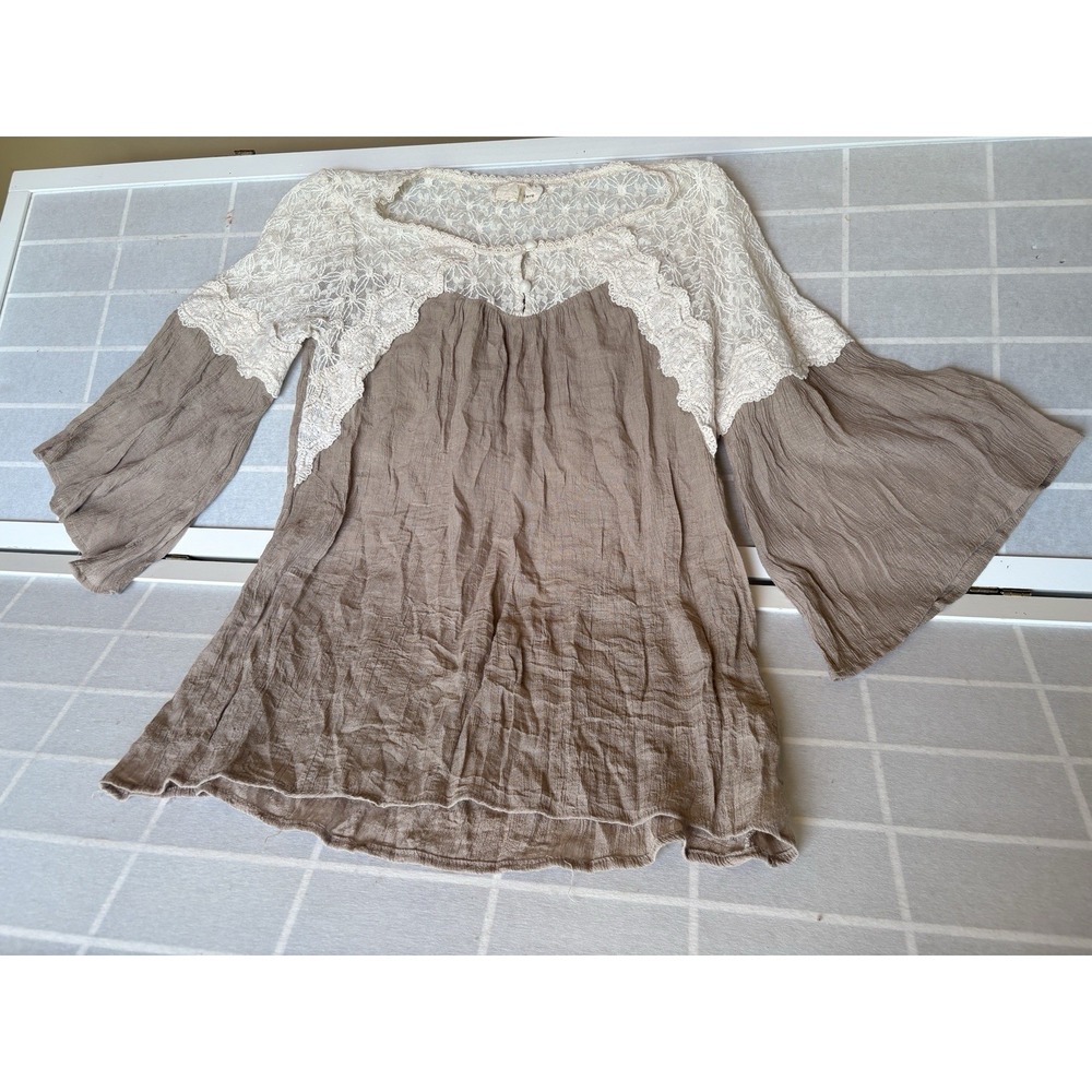 A'Reve Boho Lace Yoke Bell Sleeve Tunic Top Medium Beige Cream Cottagecore Fairy